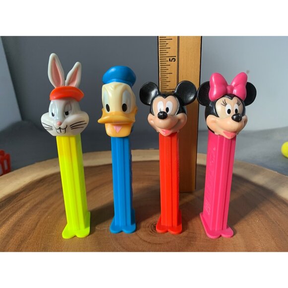 Vintage PEZ Dispensers Set Featuring Bugs Bunny Donald Duck Mickey & Minnie Mous - Picture 6 of 7
